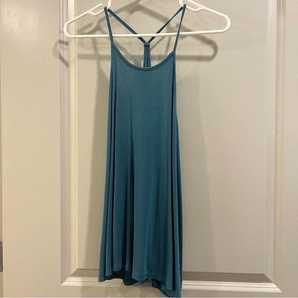 Old navy flowy racer back top